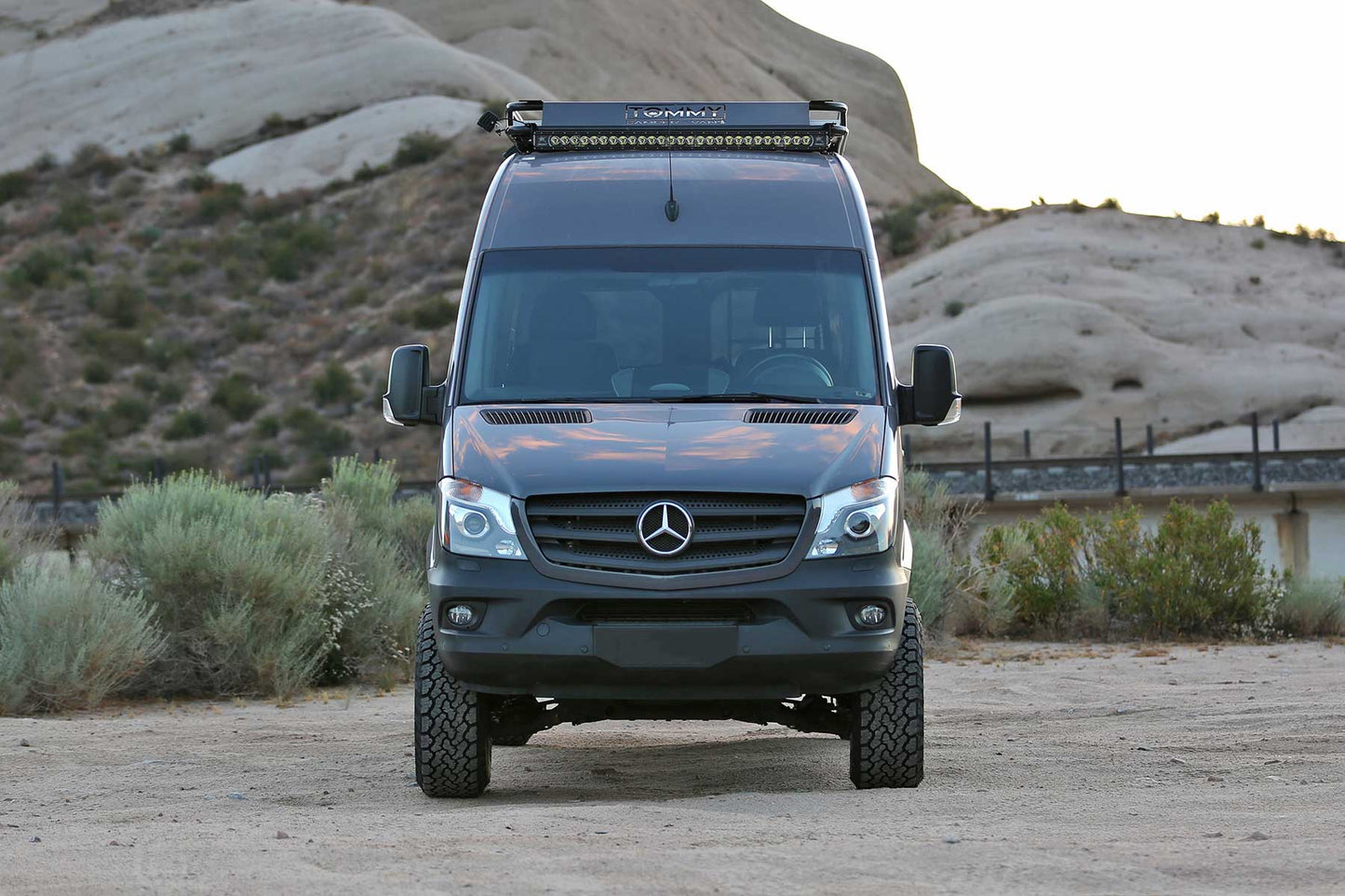 Fabtech Sprinter 2500 1.5" Coil Assist - Front Bilstein B6 w/ Auxiliary Dirt Logic 2.25 Shocks - 4WD