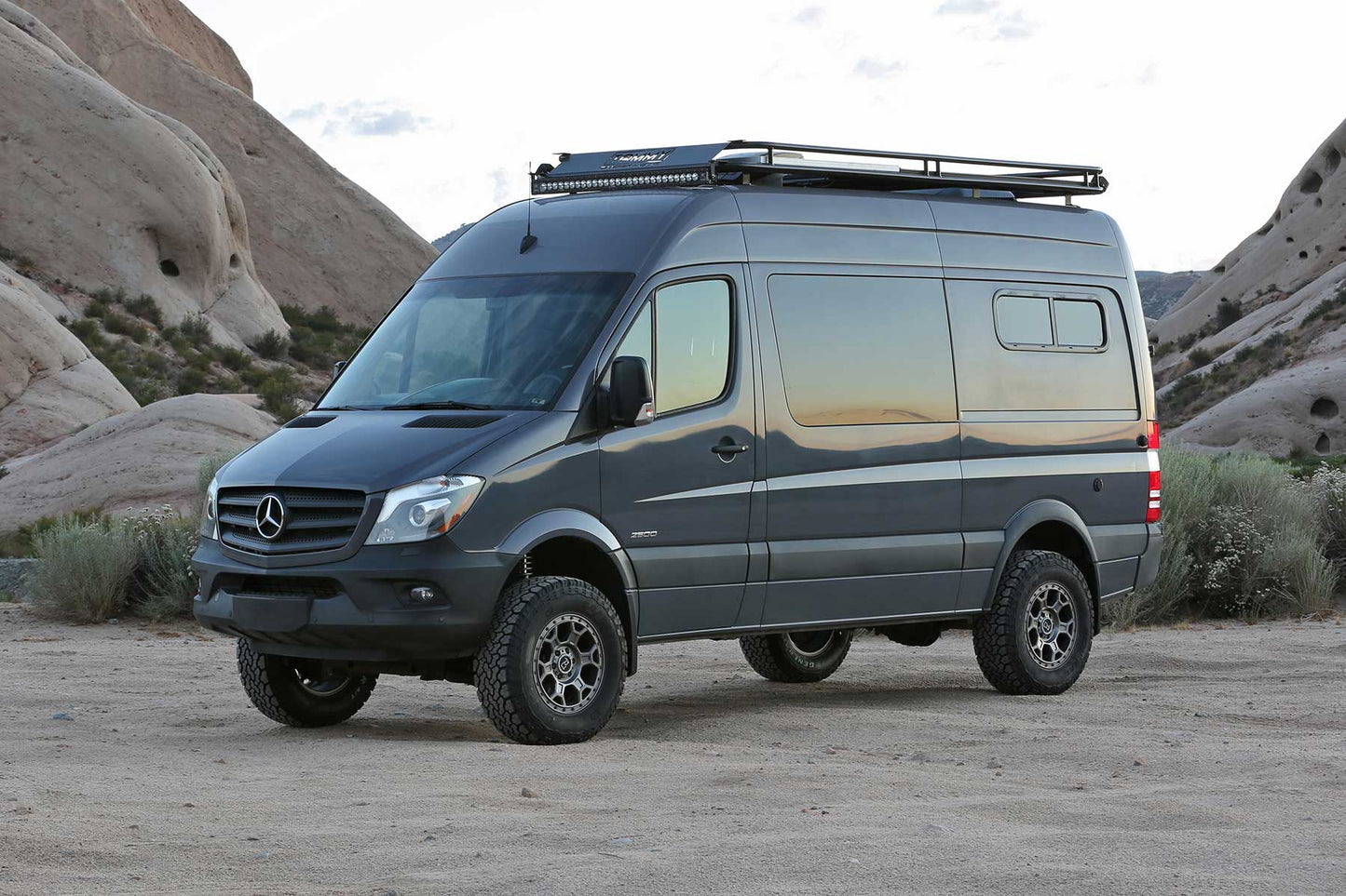 Fabtech Sprinter 2500 1.5" Coil Assist - Front Bilstein B6 w/ Auxiliary Dirt Logic 2.25 Shocks - 4WD