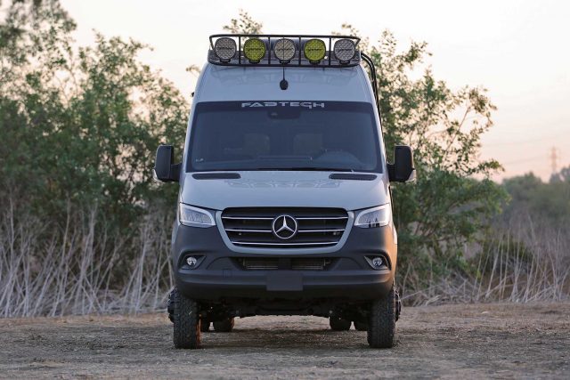 Fabtech Sprinter 3500 1.5" Coil Assist - Front Bilstein B4 w/ Auxiliary Dirt Logic 2.25 Shocks - 4WD