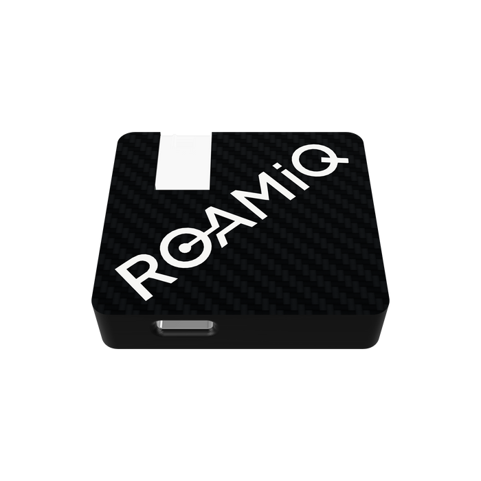 ROAMiQ Fiamma chip in its black carbon-pattern case