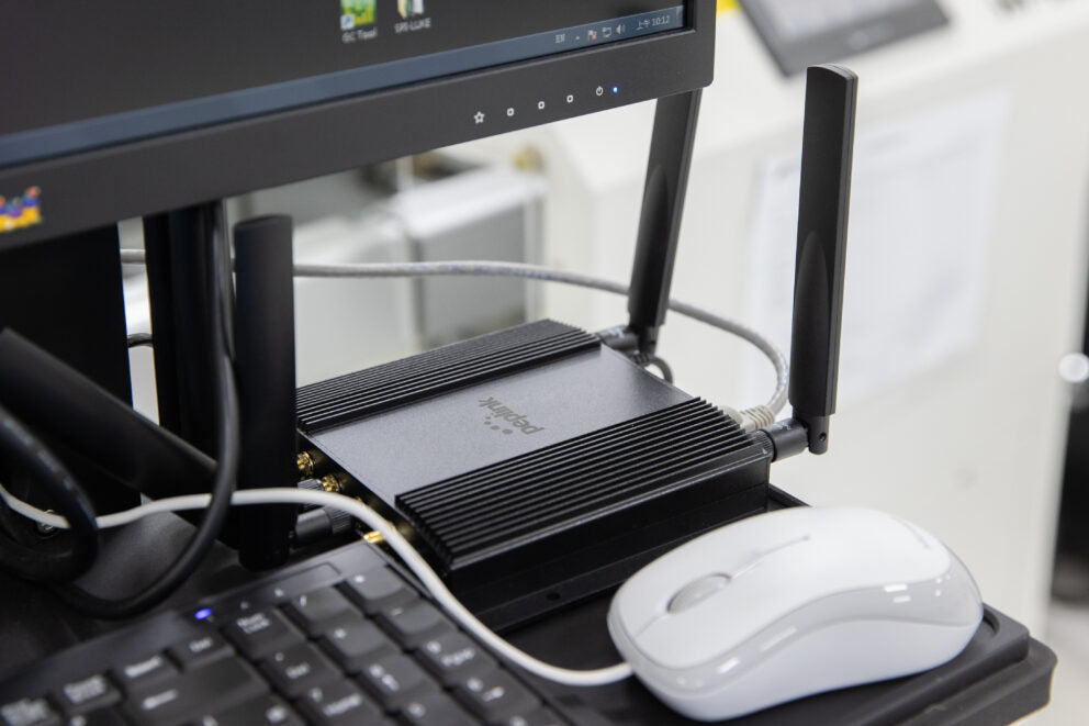 Peplink MAX BR1 Pro 5G Mobile Router | X65 Chipset